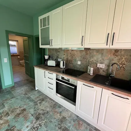 Appartement 2 Km An Der A9 Naehe Potsdam Berlin *